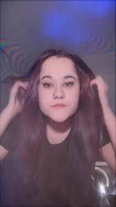 El culo en pompa y la cara contra el piso😎