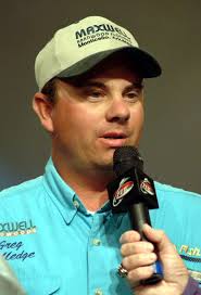 Gulledge continues to dominate