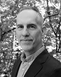 Van Huff's Instagram, Twitter & Facebook