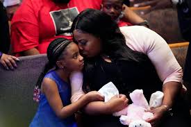 Chauvin spoke briefly to offer the floyd family his condolences and said 'there's going to be some other information in the future that would be of interest. Photos And Videos Show The Powerful Funeral Service Held To Honour The Life Of George Floyd Business Insider