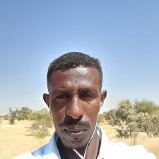 عملية منظار رئة لاستخراج دبوس طرحة شعر من الرئة بعد أن اتشرقت به طفلة ١١  سنة.. عملية صعبة و بتاخذ زمن وفيها خطوره كبيرة وعلى الناس اخذ الحذر في  تعامل الأطفال مع