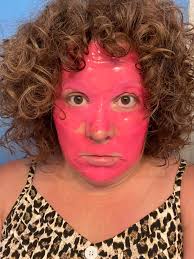 Using curtains to attract a man