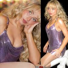 Sabrina Carpenter Nude Nips Out In Public For The First Time -  GhanaHookup.com | Watch Sex Leak Videos