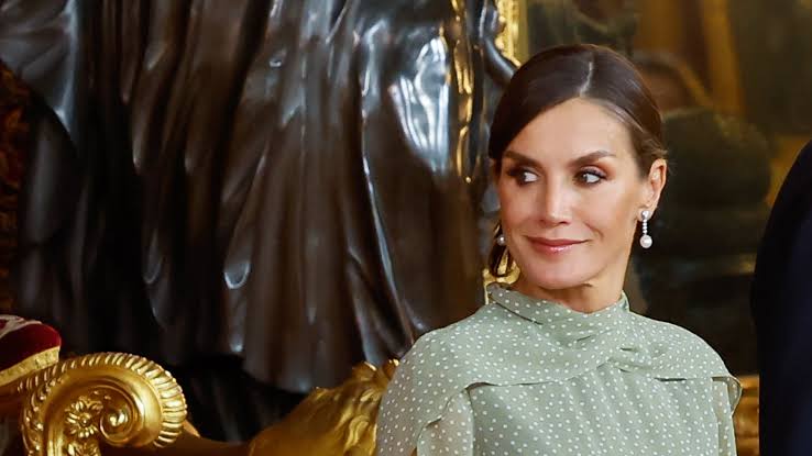 Los símbolos ocultos del look más especial de la Reina Letizia