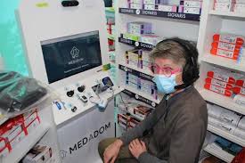 Tous les sujets sont pertinents, les gros comme les petits bobos. Un Medecin Sans Rendez Vous A La Pharmacie De Mayet Le Courrier Calculating Infinity