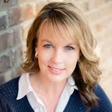 Dara Tapley Realtor, RE/MAX ELITE, Serving Central Arkansas