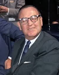 File:President with Governor Edmund G. Brown (cropped).jpg