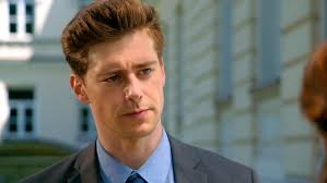 Skrito v raju: Je Lara Marku naredila krivico, bi mu morala oprostiti?