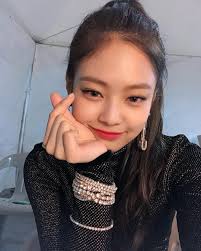 Hi, really love this wallpaper. Jennie Cute Wallpapers Wallpaper Cave
