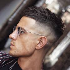 Men's hairstyles change every season, giving you the opportunity for a new look. 45 Best Short Haircuts For Men 2021 Styles