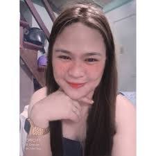 Julie Tsui's Instagram, Twitter & Facebook