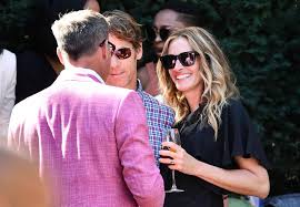 Daniel and julia with their three children. Julia Roberts And Danny Moder Silence Split Rumours As They Re Pictured Arm In Arm At Oprah Winfrey Brunch