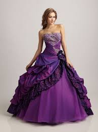Weitere ideen zu hochzeitskleid, hochzeit, brautkleid. Quinceanera Dresses Xv Magazine Lila Hochzeitskleid Lila Kleid Hochzeit Kleider Fur Balle