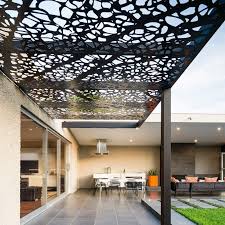Metall Pergola 23 Ideen Fur Alle Jahreszeiten Garten Pergola Gartenlaube Zenideen Pergola Metall Moderne Pergola Pergola