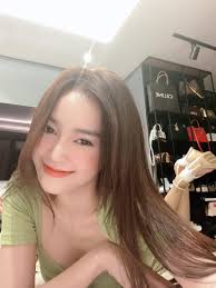 Ngọc lan đọc lời giới thiệu. Myipabbcvyh8xm
