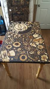 Woodburned Grateful Dead Table Facebook Com Pyrographybydusty Grateful Deadhead Grateful Dead Stencil Painting
