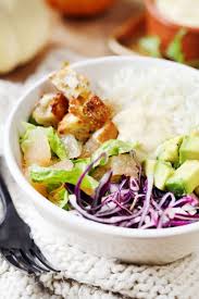Buddha Bowl Au Chou Rouge Avocat Et Pamplemousse Chefnini Recette Chou Rouge Salade Chou Rouge Alimentation Saine Pour La Sante