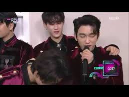 A story about park jinyoung, a young master of the park's family and also known as the most successful photographer in asia was forced to marry shin yeeun . Jinyoung And Shin Ye Eun Moment In Music Bank Youtube