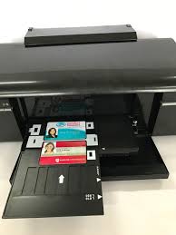 In your computer, install the printer software by inserting the cd given with the printer. ÙØ§ØµÙˆÙ„ÙŠØ§ Ø±Ø§Ø¦Ø¯ ÙØ¶Ø§Ø¡ Ø§Ù„Ø¥Ø«Ø§Ø±Ø© Epson L800 L805 Camash Investments Com