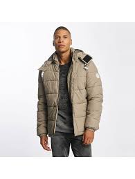 La mode de l'hiver est à la fois chic et pas classique. Automne Hiver 2017 2018 11 Tendances Mode Homme Defshop France Blog