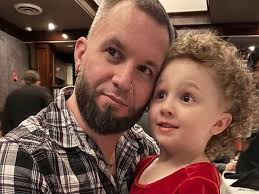 Fundraiser for Lacey Close by Brittany DeHart : Support Lacey and Her  Children After Tragic Loss