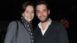 Sevilen oyuncu berk oktay, aşkı meslektaşı yıldız çağrı atiksoy'da buldu! Savasci Dizisi Asli Nin Yildiz Cagri Atiksoy Sevgilisi Var Mi Okunakli Biyografi Merkezi