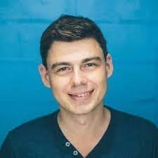 Scott Maciver's Instagram, Twitter & Facebook