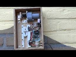 automatische kippenhok opener best chicken coop chicken coop door chicken coop