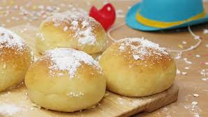 Berliner (doughnut), a german holeless doughnut. Krapfen Rezept Fur Faschingskrapfen Aus Dem Ofen Bayern 1 Radio Br De