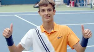 Lorenzo musetti (born 3 march 2002) is a tennis player who competes internationally for italy. Tennis Musetti Vola In Semifinale Al Citta Di Trieste La Voce Apuana