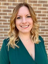 Catherine Leopold's Instagram, Twitter & Facebook