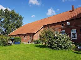 Hier finden sie häuser vieler immobilienportale und durch die einfache & schnelle häusersuche mit intuitiven filtermöglichkeiten ist das. Haus Zum Verkauf 26969 Butjadingen Mapio Net