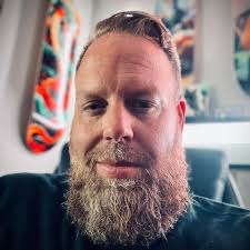 Edd Young (@imfreakinglou) • Instagram फ़ोटो और वीडियो