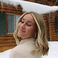 The Blue Book: A Must-See, Can't-Miss, Won't-Forget Guide to Nantucket by  Elin Hilderbrand