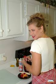 Oral Amber picture samples Adultreviews - 1st revisit - Adult Reviews