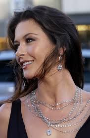 Zoro's maskproduced by steven spielberg.following this entrapment with sean connery in 1999, and then traffic … Catherine Zeta Jones Photo 208 Of 681 Pics Wallpaper Photo 105637 Theplace2