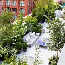 Wonderful Rooftop Garden Design For Home That Enchanting Snapshot Magazine Roof Garden Design Rooftop Garden Roof Garden