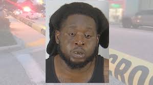 Undercover detective describes drug deal in suspect's car