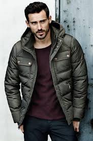 How To Pick A Puffer Jacket Things To Look For In A Good Puffer Jacket Best Puffer Jacket Mens Puffer Jacket Mens Jackets