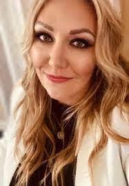 Shelly Blackman's Instagram, Twitter & Facebook