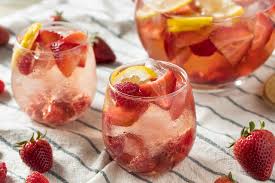 They are simply cocktails made with vodka that is refreshing. 62 Easy Summer Cocktails Best Refreshing Summer Drink Recipes