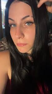 Angie Snyder's Instagram, Twitter & Facebook