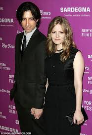 Folks in the media have mentioned eyeing a few noticeable differences in her appearance, especially in the region of her face. Jennifer Jason Leigh Files For Divorce Just Seven Months After Giving Birth Daily Mail Online