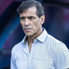 Julio César Cáceres #Olimpia "Agradecido por la confianza, es una  satisfacción enorme y un compromiso. Voy a confirmar mi cuerpo técnico con  Paco Esteche y la idea es sumar a un ex