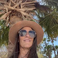 My dog has an ACL tear and my Vet in Georgia recommended surgery, but I've  recently moved to Stuart FL. Does anyone recommend a vet surgeon that does  these procedures?