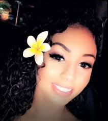 Sonya Dunning's Instagram, Twitter & Facebook