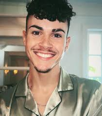 hannahberthelot + @billieeilish = 🤌🏼