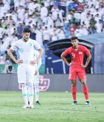 أصبح عبدالله الحمدان ، نجم الشباب والمنتقل إلى نادي الهلال، حديث الشارع الرياضي السعودي بين ليلة وضحاها، عقب انتقاله بشكل رسمي لـالزعيم، خاصة في ظل توهجه وتألقه مع الشباب. Ø§Ù„Ø¬Ù…Ø§Ù‡ÙŠØ± ØªÙ†ØªØ¸Ø± Ø²ÙŠØ§Ø±Ø© Ø§Ù„Ø­Ù…Ø¯Ø§Ù† Ù„Ù„Ø´Ø¨Ø§Ùƒ Ø§Ù„ÙÙ„Ø³Ø·ÙŠÙ†ÙŠØ© Ø£Ø®Ø¨Ø§Ø± Ø§Ù„Ø³Ø¹ÙˆØ¯ÙŠØ© ØµØ­ÙŠÙØ© Ø¹ÙƒØ§Ø¸