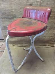 Vintage Metal Heart Shaped Chair Antique Old Stool Rare Find Table 9469 Metal Chairs Cool Desk Chairs Wooden Dining Room Chairs