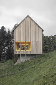 Maison En Bois En Autriche Par Bernardo Bader Architects Journal Du Design Maison Bois Maison Ossature Bois Architecture Bois